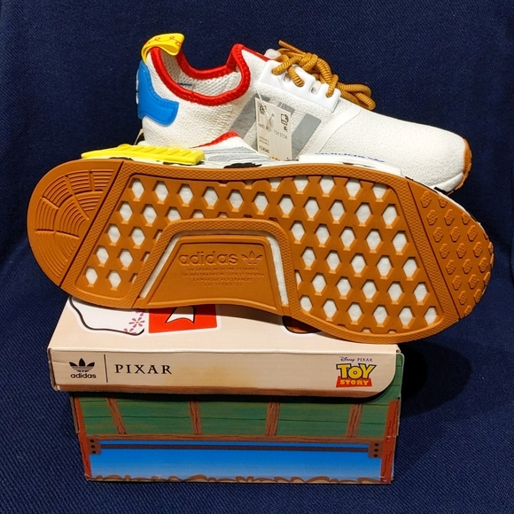 NWT adidas NMD_R1 TOY STORY WOODY SHOES - Picture 4 of 6
